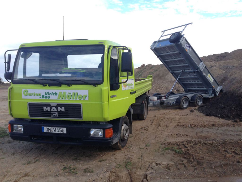 lkw-mit-anhaenger-1.jpg
