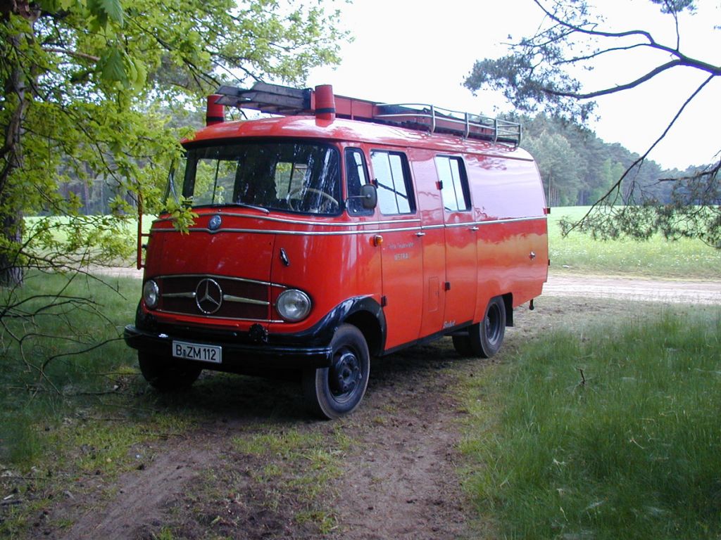 feuerwehrwagen-1.jpg
